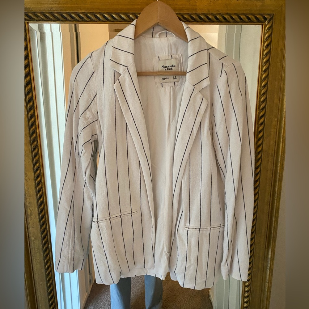 Linen striped A&F blazer